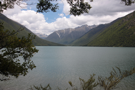 Lake_Rotoiti_02